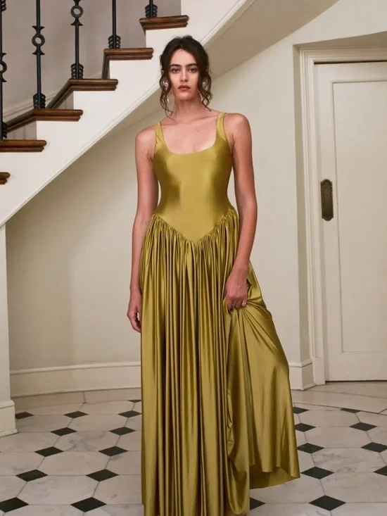 Delfi Collective 'Oriana' Dress in Olive - Picture 3 of 6